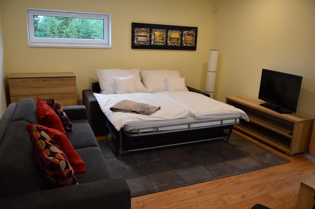 Apartmanovy Dom Krivan Bešeňová Екстериор снимка