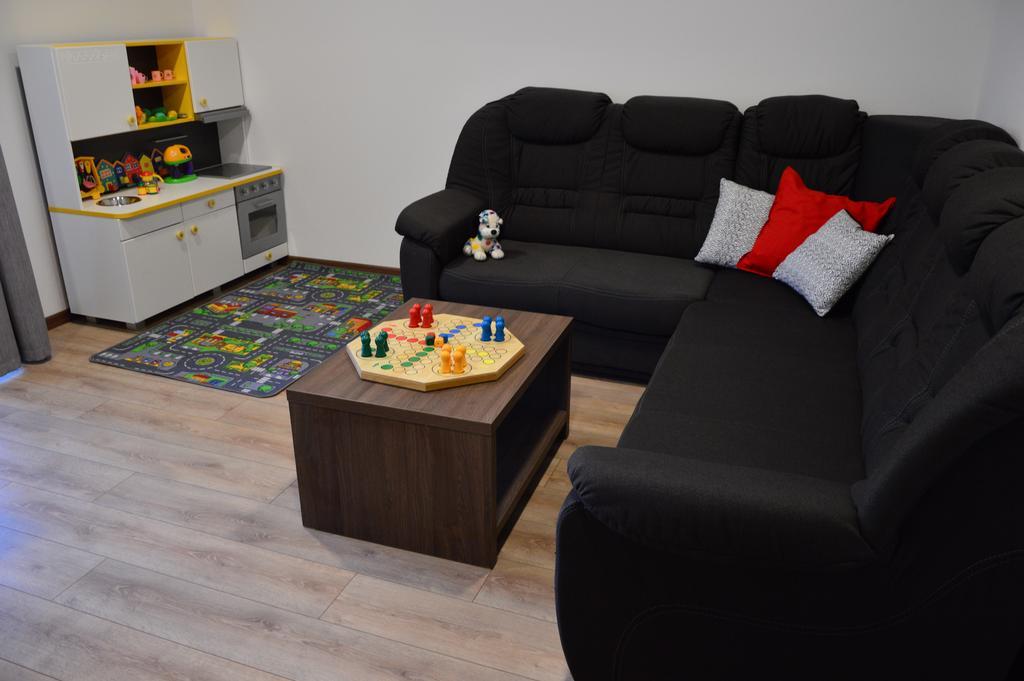 Apartmanovy Dom Krivan Bešeňová Екстериор снимка