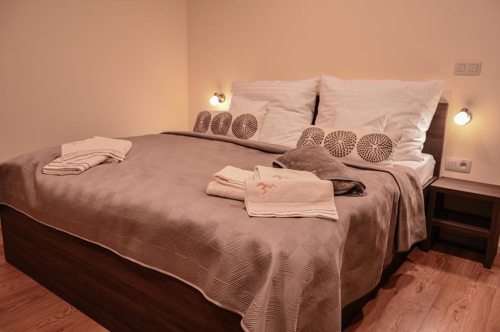 Apartmanovy Dom Krivan Bešeňová Екстериор снимка