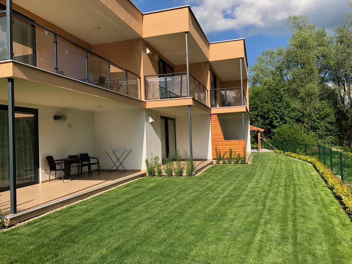 Apartmanovy Dom Krivan Bešeňová Екстериор снимка